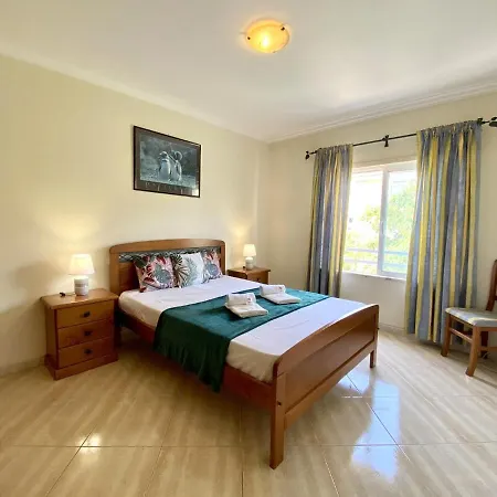 1 By Homing * Quarteira