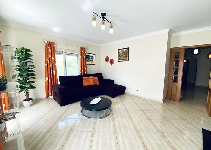 1 By Homing Quarteira